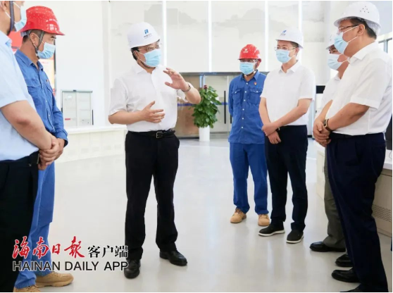 歡迎海南省省委常委，省委副書記，省長馮飛蒞臨馳大幕墻公司承接的洋浦華能幕墻項目視察